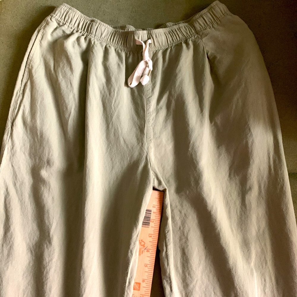 Uniqlo linen blend pants with elastic waist